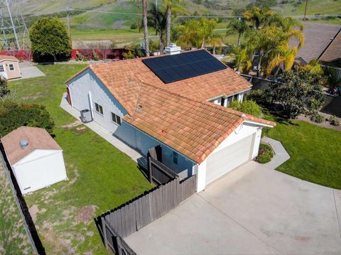 Tiny photo for 139 Ely St, Oceanside, CA 92054 (MLS # 260005330)