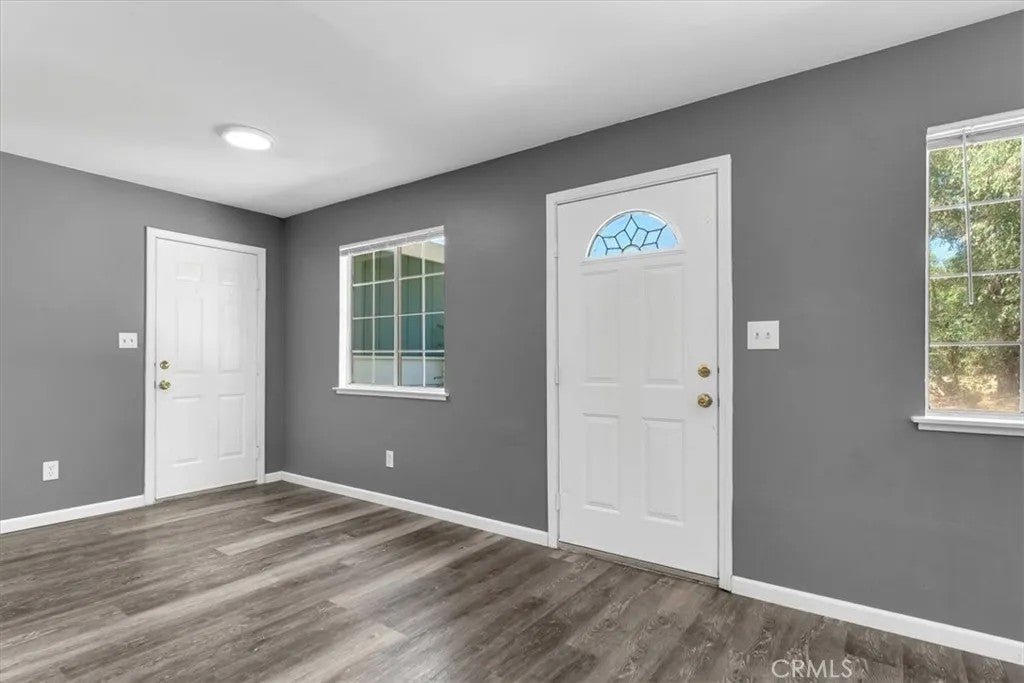 695 Walton Drive