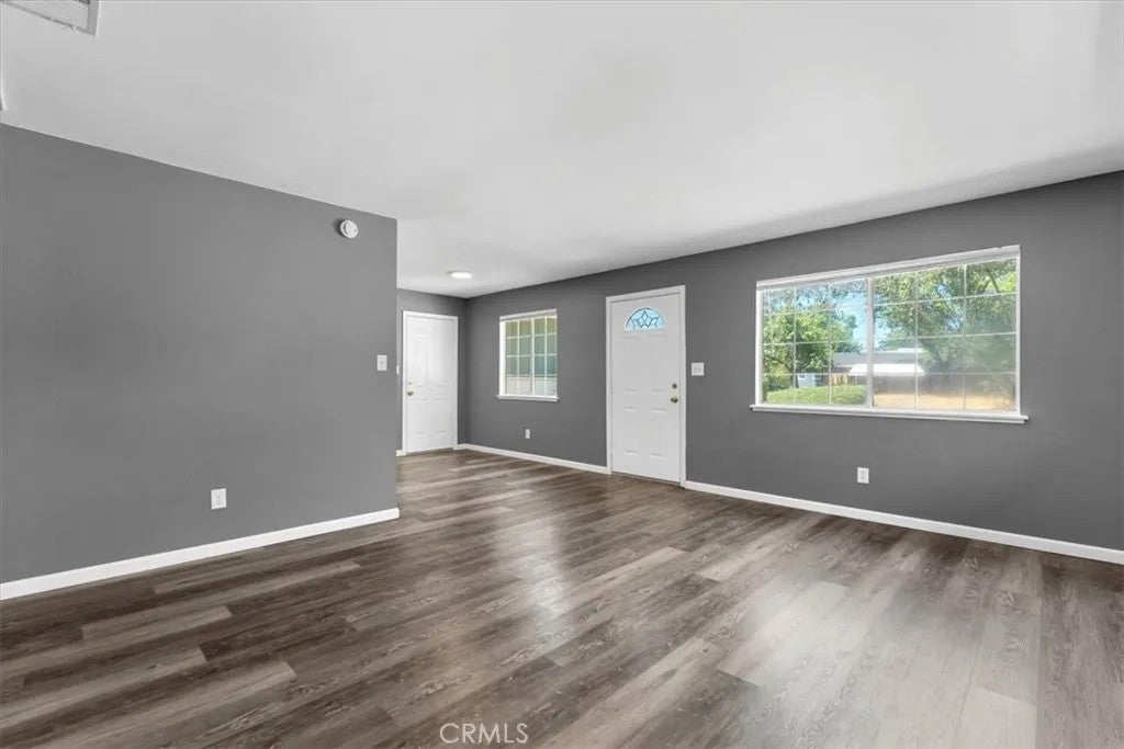 695 Walton Drive