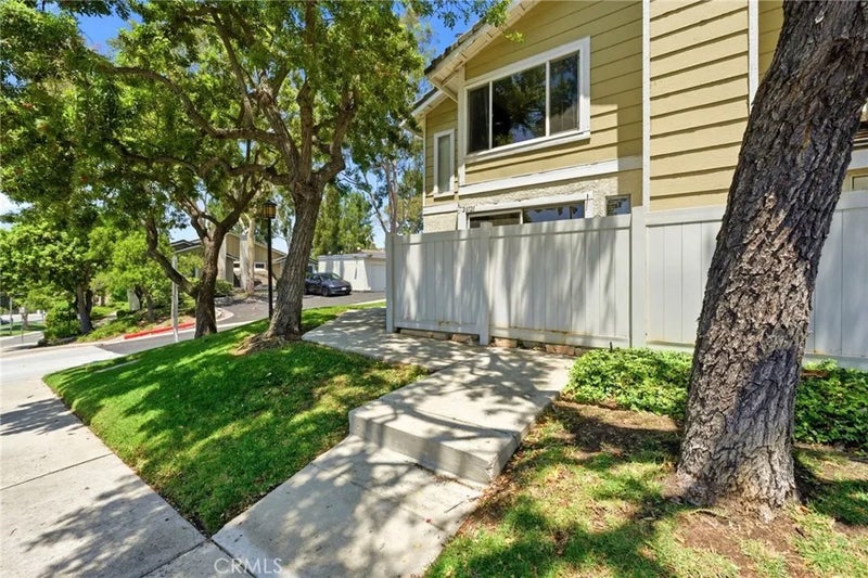 23721 Highland Valley Road