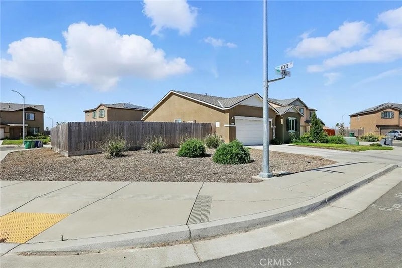 1985 Alma Court