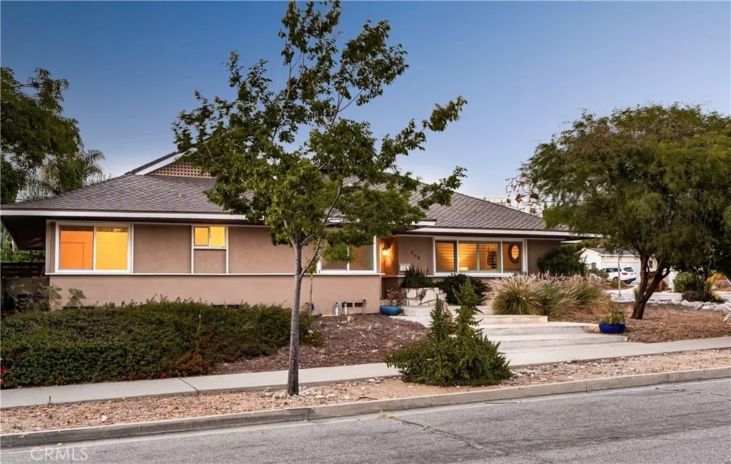 909 Reed Drive