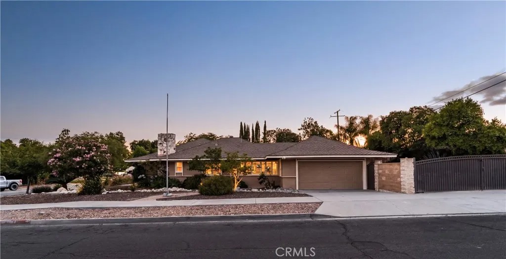 909 Reed Drive