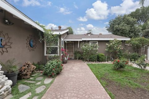 Tiny photo for 14962 Genoa St, Sylmar, CA 91342 (MLS # SR26067275)