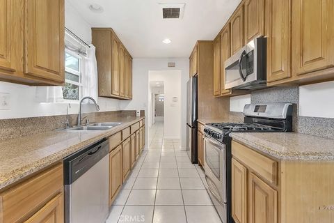 Tiny photo for 14962 Genoa St, Sylmar, CA 91342 (MLS # SR26067275)