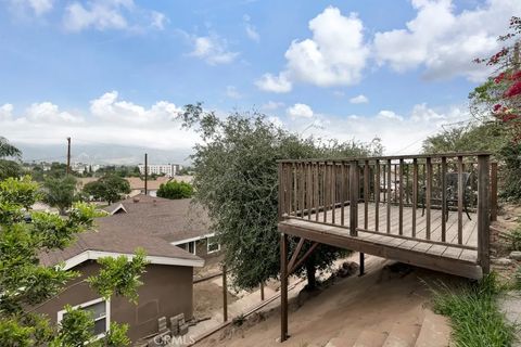 Tiny photo for 14962 Genoa St, Sylmar, CA 91342 (MLS # SR26067275)