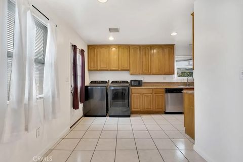 Tiny photo for 14962 Genoa St, Sylmar, CA 91342 (MLS # SR26067275)