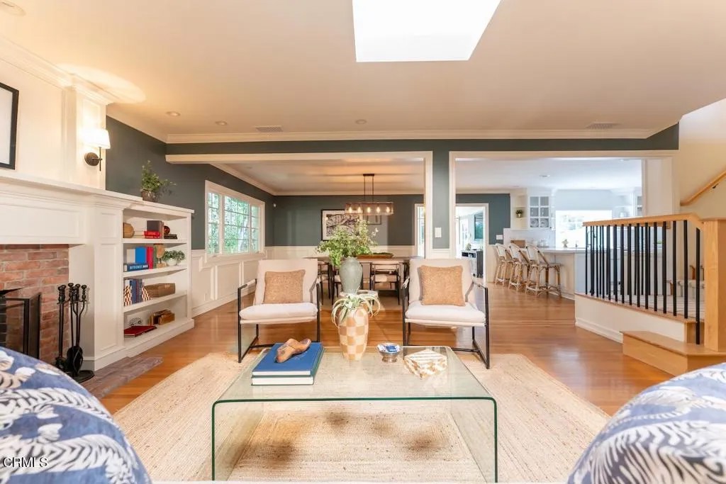 2060 E Altadena Drive