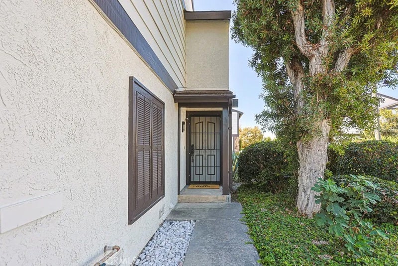 2640 W Meadowview