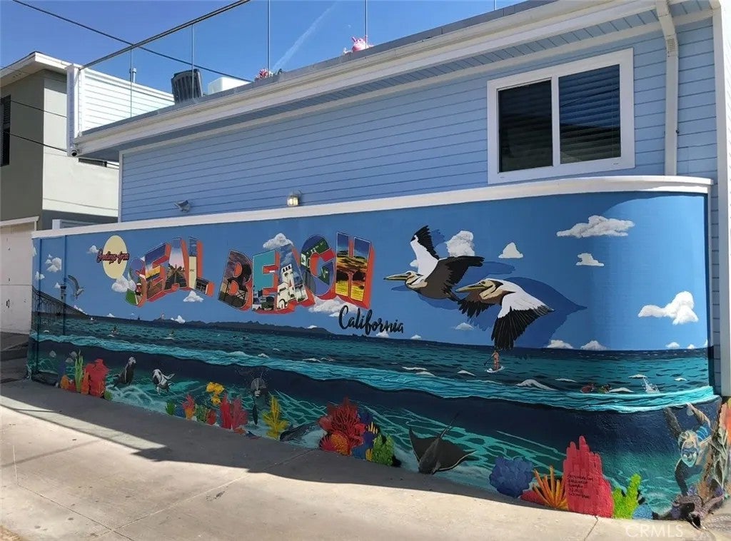 1216 Ocean