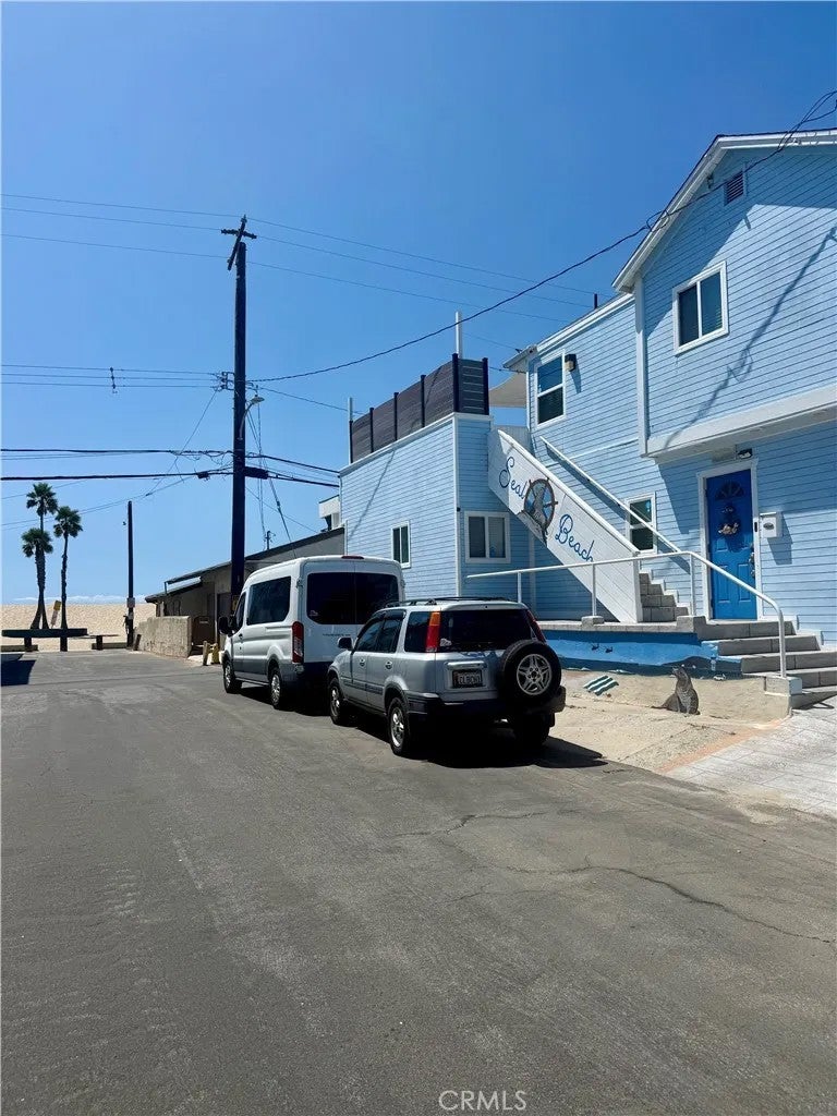 1216 Ocean