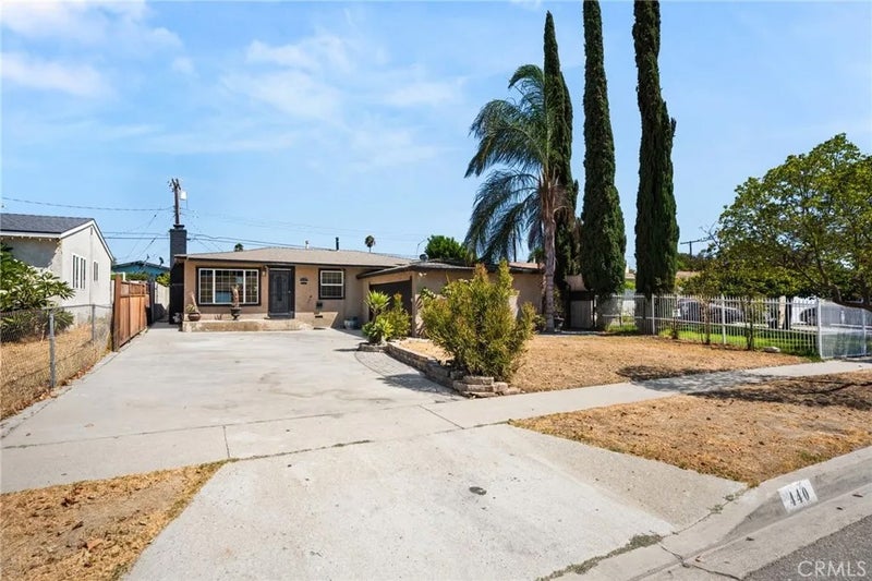 440 N Durrell Avenue