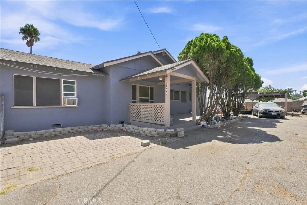 9606 Palmetto