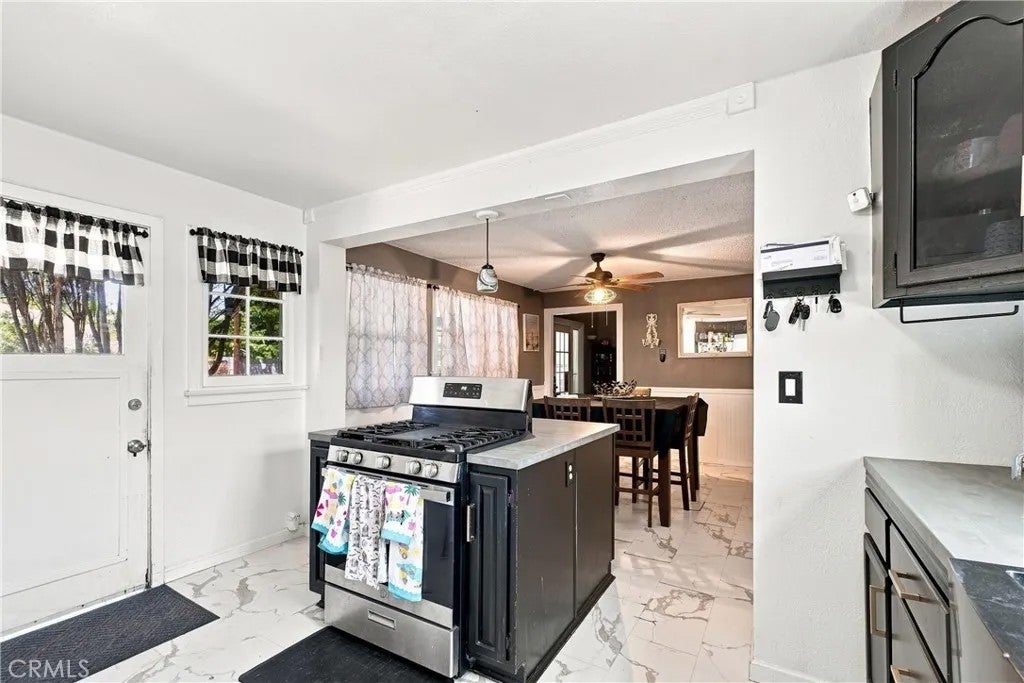 9606 Palmetto