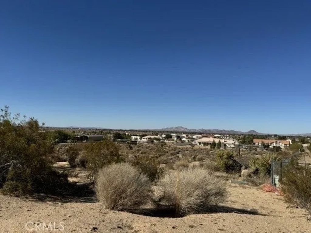 Photo of 21866 Ocotillo, Apple Valley, CA 92308 (MLS # HD26109860)