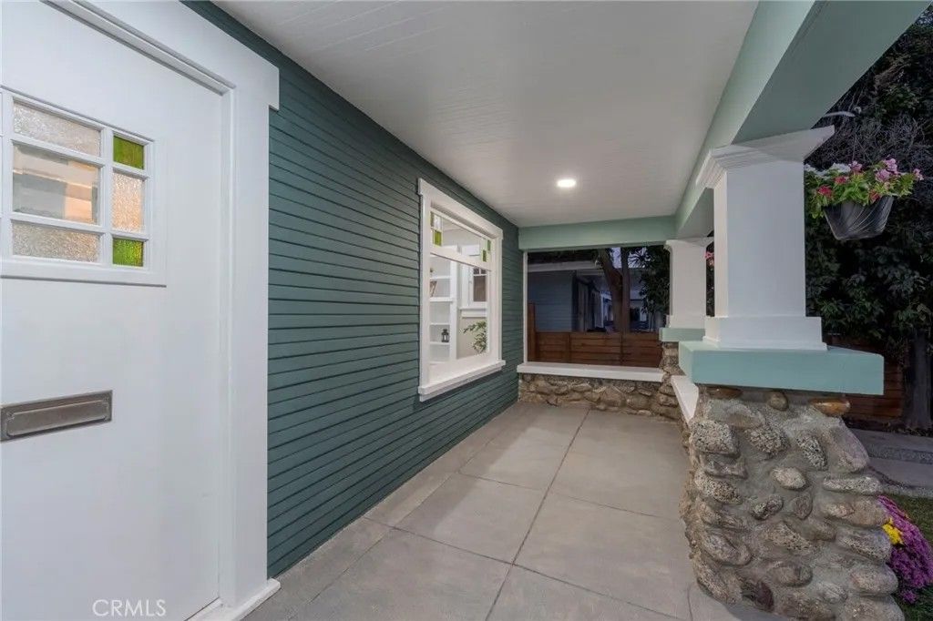 Photo of 1322 N June Street, Los Angeles, CA 90028 (MLS # PW26075014)