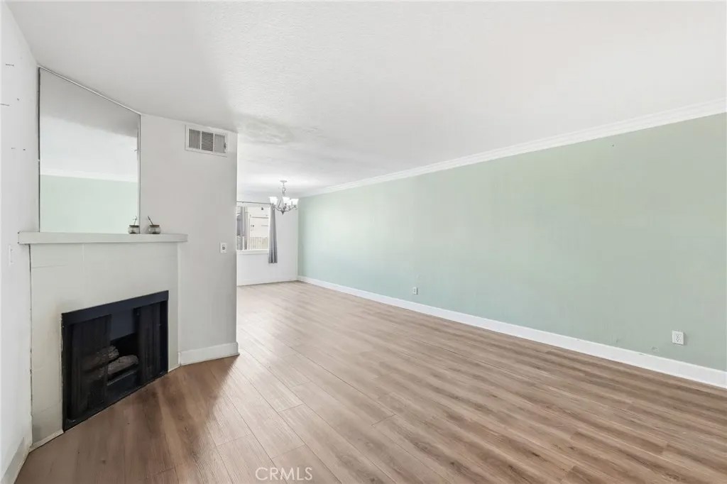 7045 Woodley Avenue 124