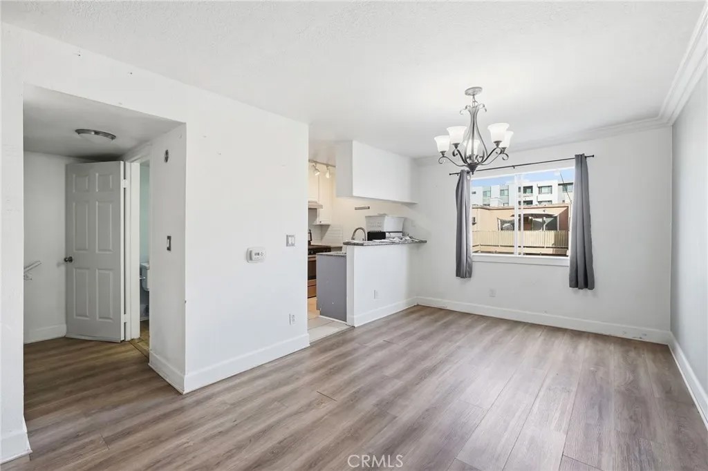 7045 Woodley Avenue 124