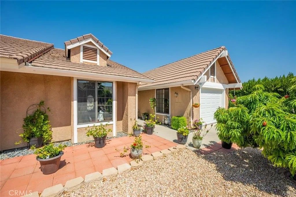 Photo of 1332 Freedom Way, San Jacinto, CA 92583 (MLS # SW25224274)