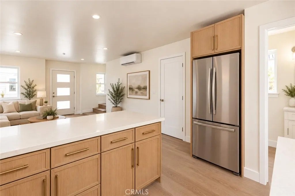 7595 Santa Ysabel
