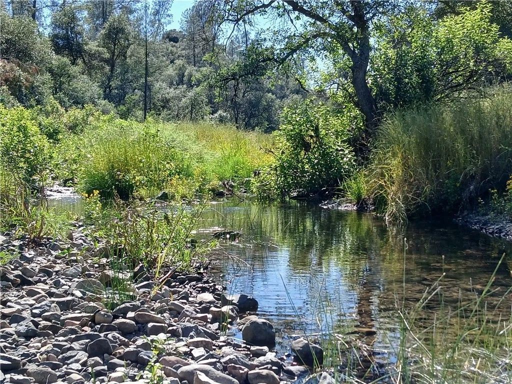 Photo of 0 Hidden Oak, Bella Vista, CA 96003 (MLS # SN26036725)