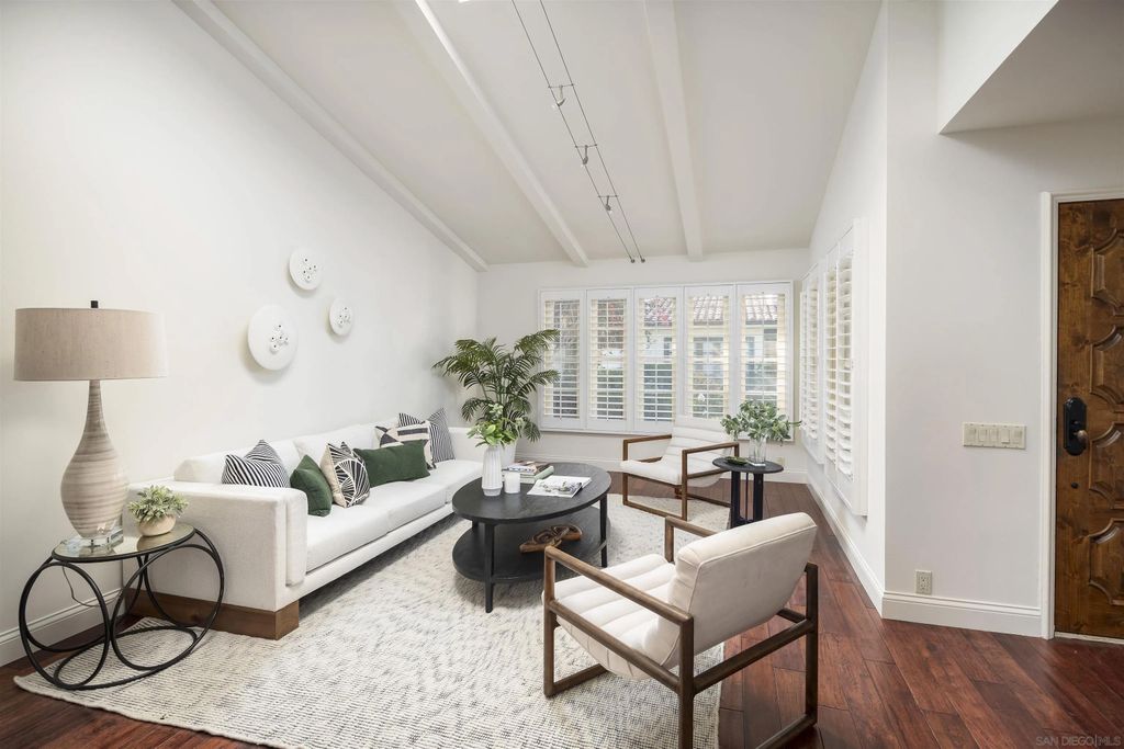 Photo of 6129 La Flecha, Rancho Santa Fe, CA 92067 (MLS # 250033523)