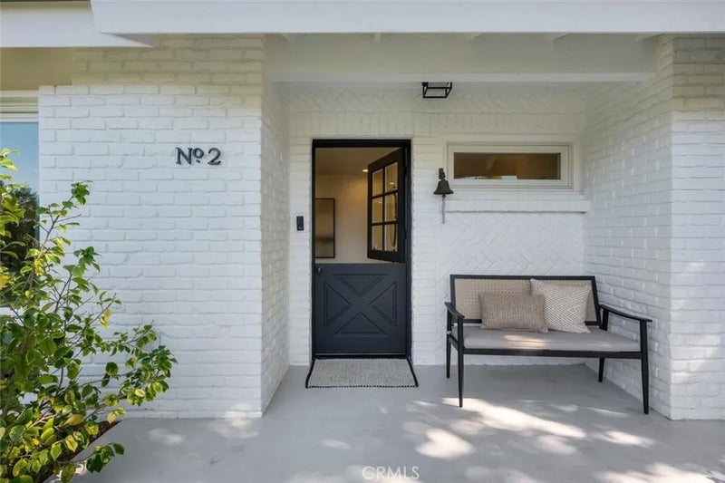 2 Saddlehorn Lane