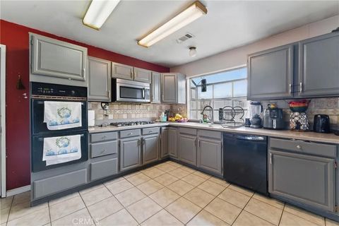 Tiny photo for 8806 E Avenue T14, Littlerock, CA 93543 (MLS # DW25238147)