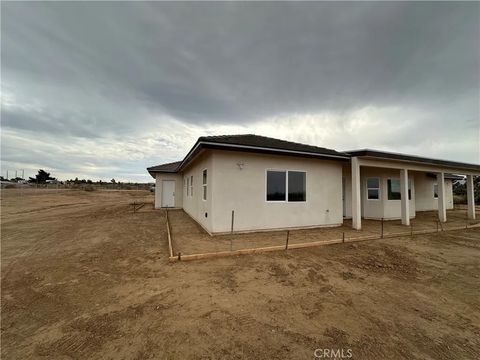 Tiny photo for 6610 Rancho Road, Phelan, CA 92371 (MLS # HD25259054)