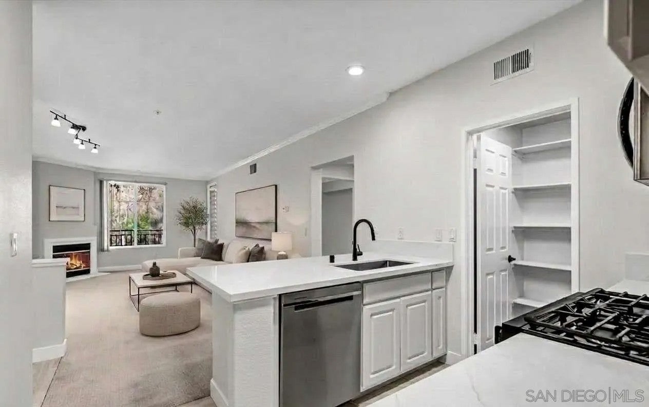10848 Scripps Ranch Blvd 205