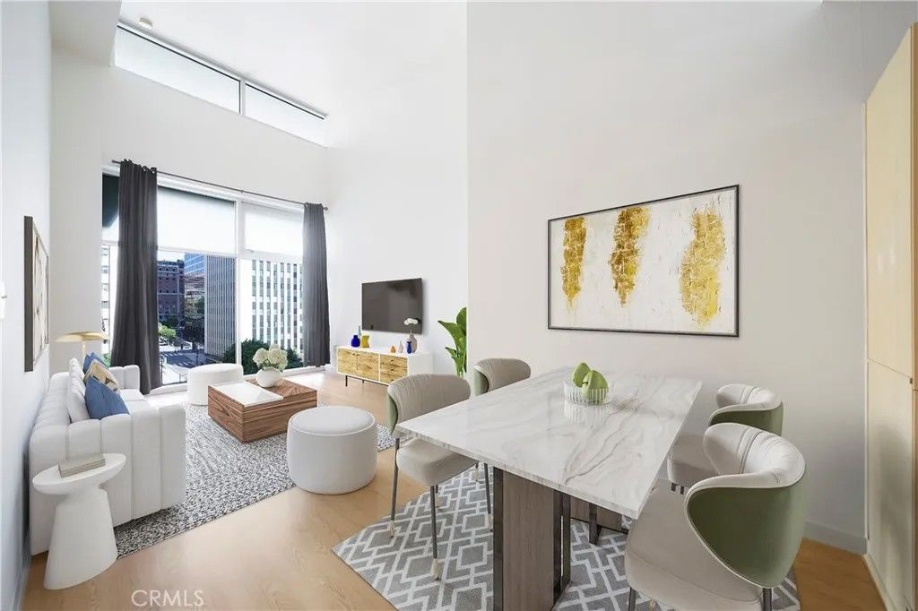Photo of 630 W 6th St #616, Los Angeles, CA 90017 (MLS # AR26095275)