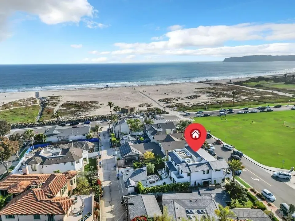 Corondo, California 92118, United States, 3 Bedrooms Bedrooms, ,4 BathroomsBathrooms,Residential,Active,139305