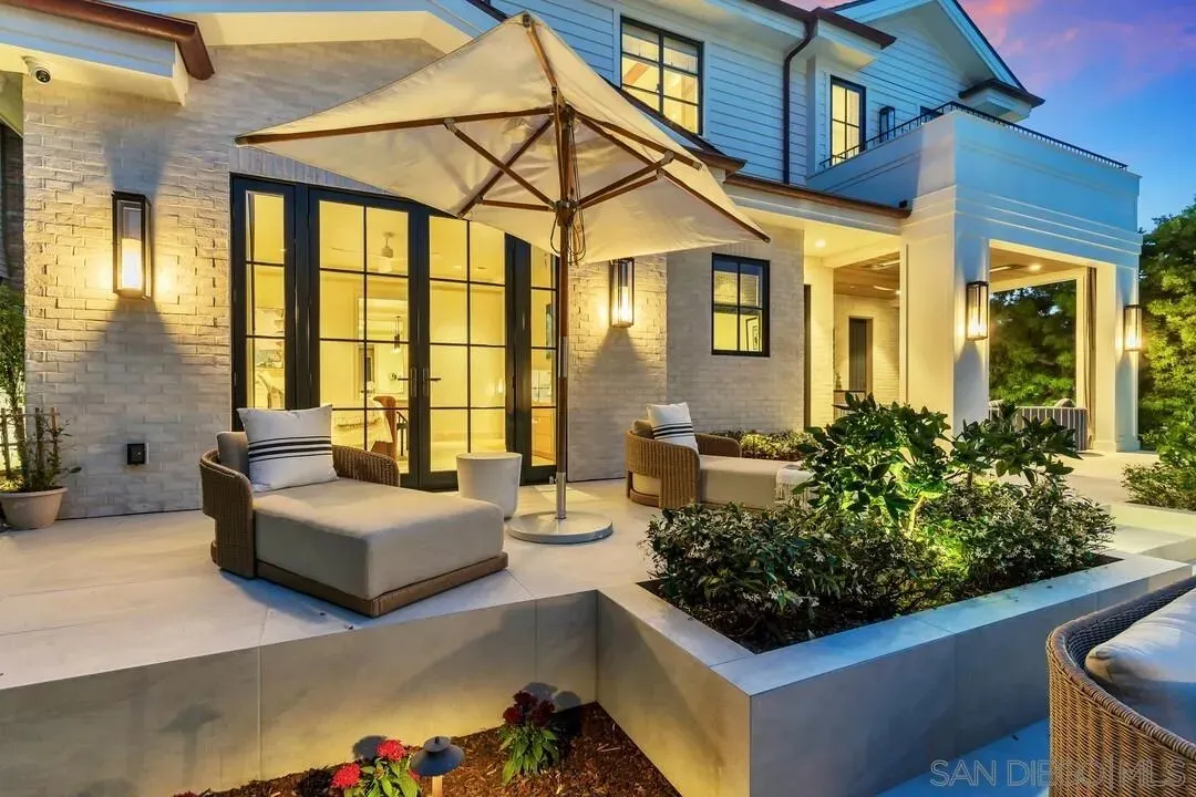 Corondo, California 92118, United States, 3 Bedrooms Bedrooms, ,4 BathroomsBathrooms,Residential,Active,139305