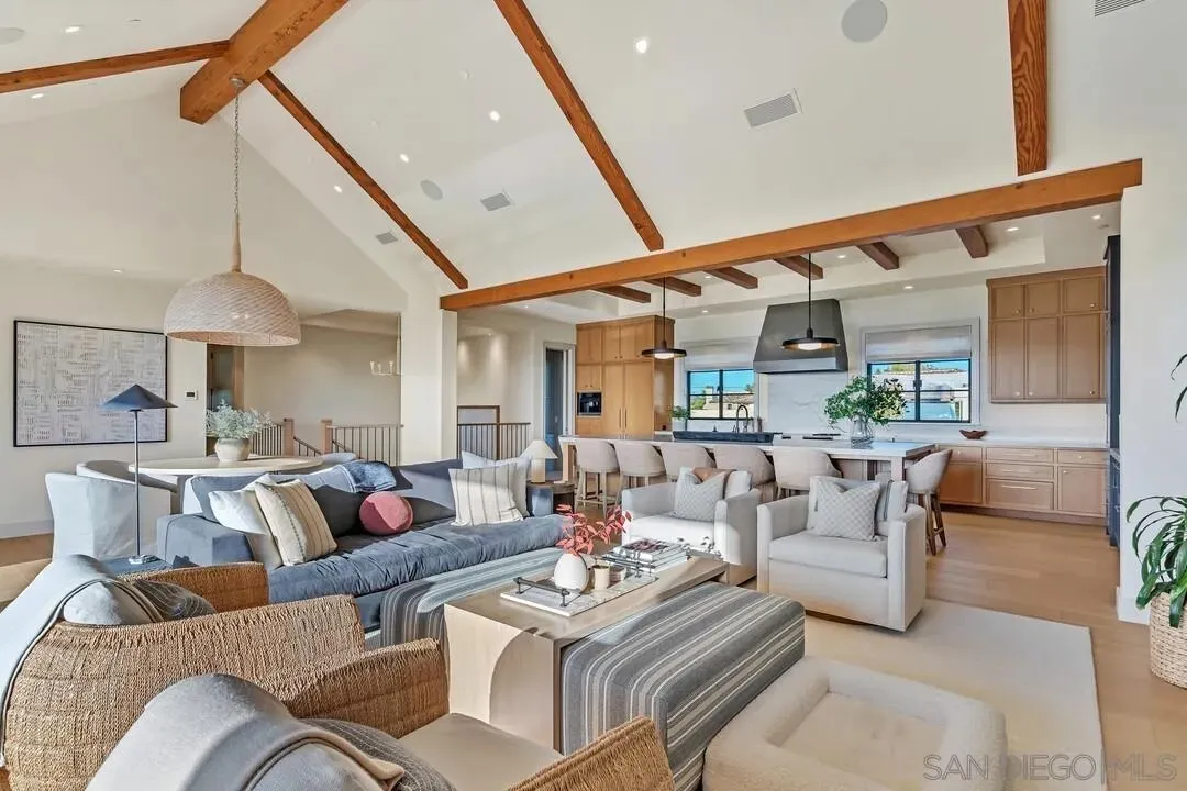 Corondo, California 92118, United States, 3 Bedrooms Bedrooms, ,4 BathroomsBathrooms,Residential,Active,139305