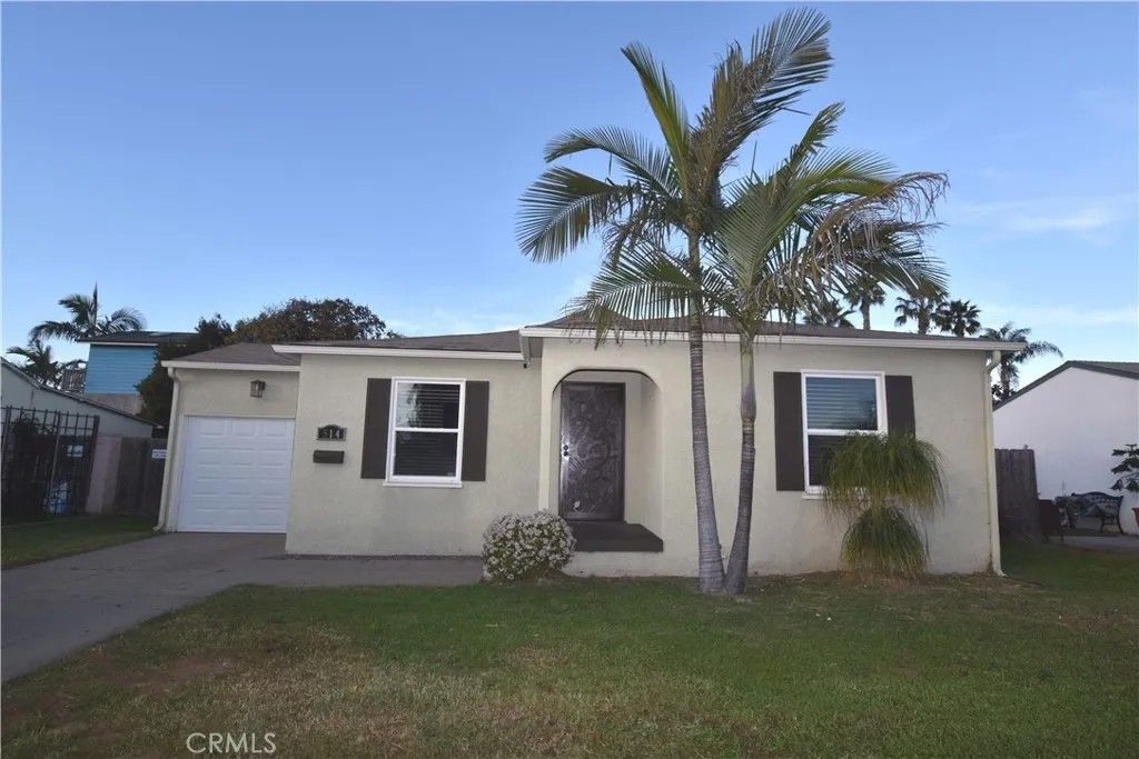 Photo of 514 Dahlia Ave, Imperial Beach, CA 91932 (MLS # SW26013666)