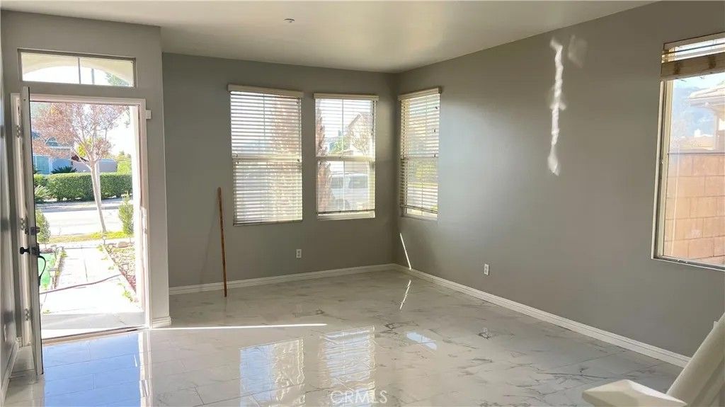 Photo of 7575 Lime Ave, Fontana, CA 92336 (MLS # IV26023095)