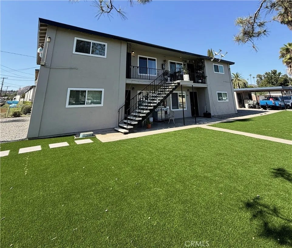 Photo of 1724 Crofton Lane, Escondido, CA 92027 (MLS # SW26014163)