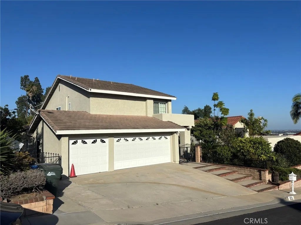828 Adelita Street