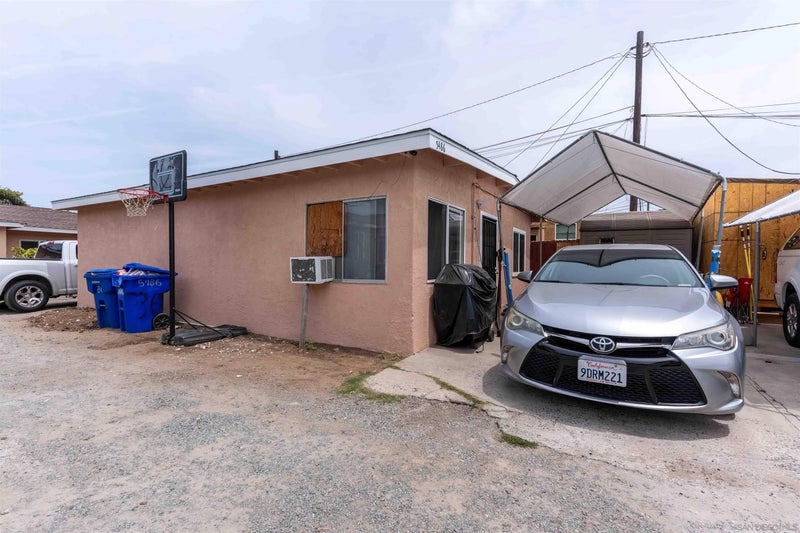 5484-88 Santa Margarita Street