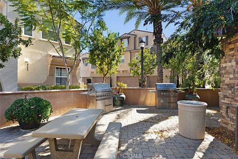 Tiny photo for 44989 Bellflower Lane, Temecula, CA 92592 (MLS # SW25242912)
