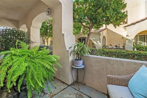 Tiny photo for 44989 Bellflower Lane, Temecula, CA 92592 (MLS # SW25242912)
