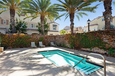 Tiny photo for 44989 Bellflower Lane, Temecula, CA 92592 (MLS # SW25242912)
