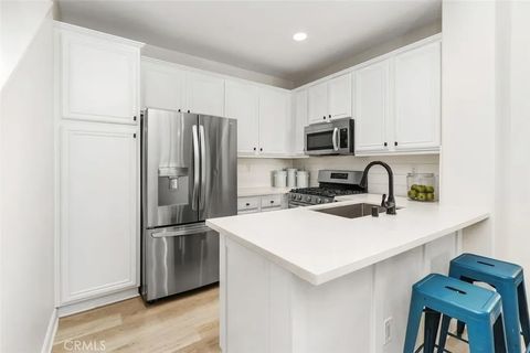 Tiny photo for 44989 Bellflower Lane, Temecula, CA 92592 (MLS # SW25242912)