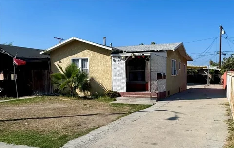 5067 E 60th Pl, Maywood, CA 90270 - #: DW26211591