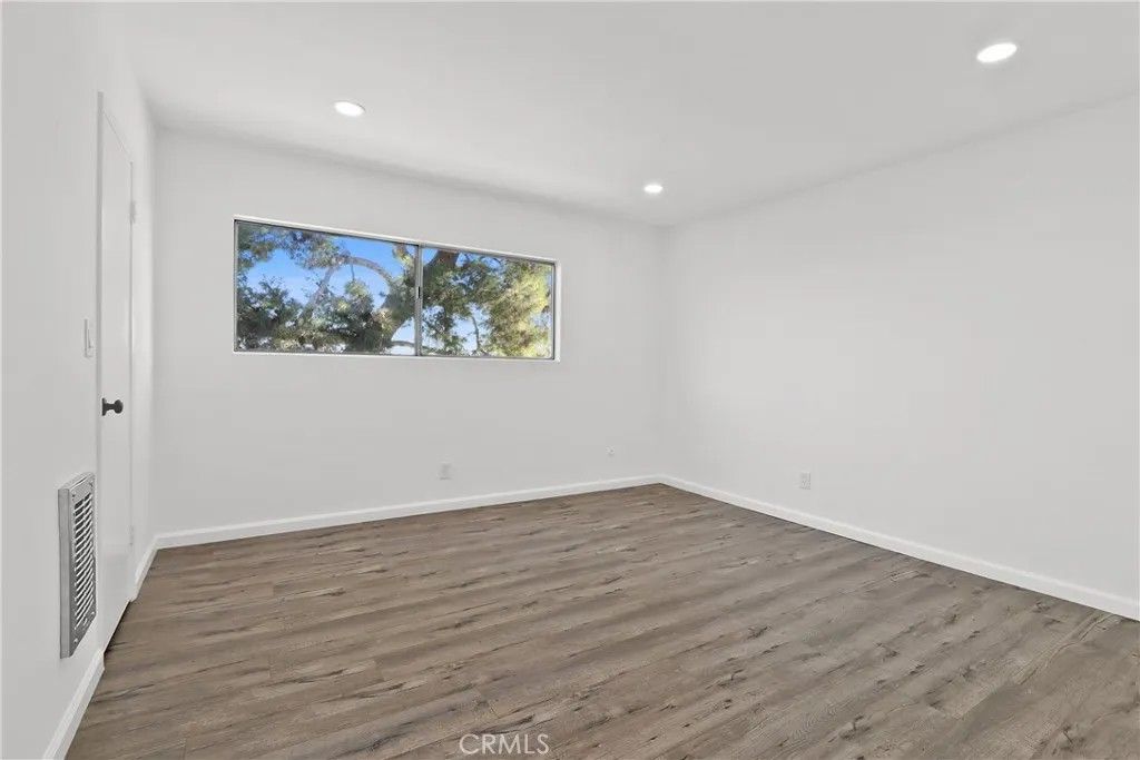 Photo of 730 N N Eucalyptus Ave #25, Inglewood, CA 90302 (MLS # DW26011941)