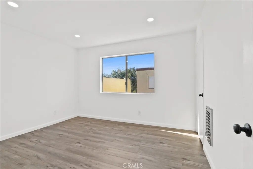 Photo of 730 N N Eucalyptus Ave #25, Inglewood, CA 90302 (MLS # DW26011941)