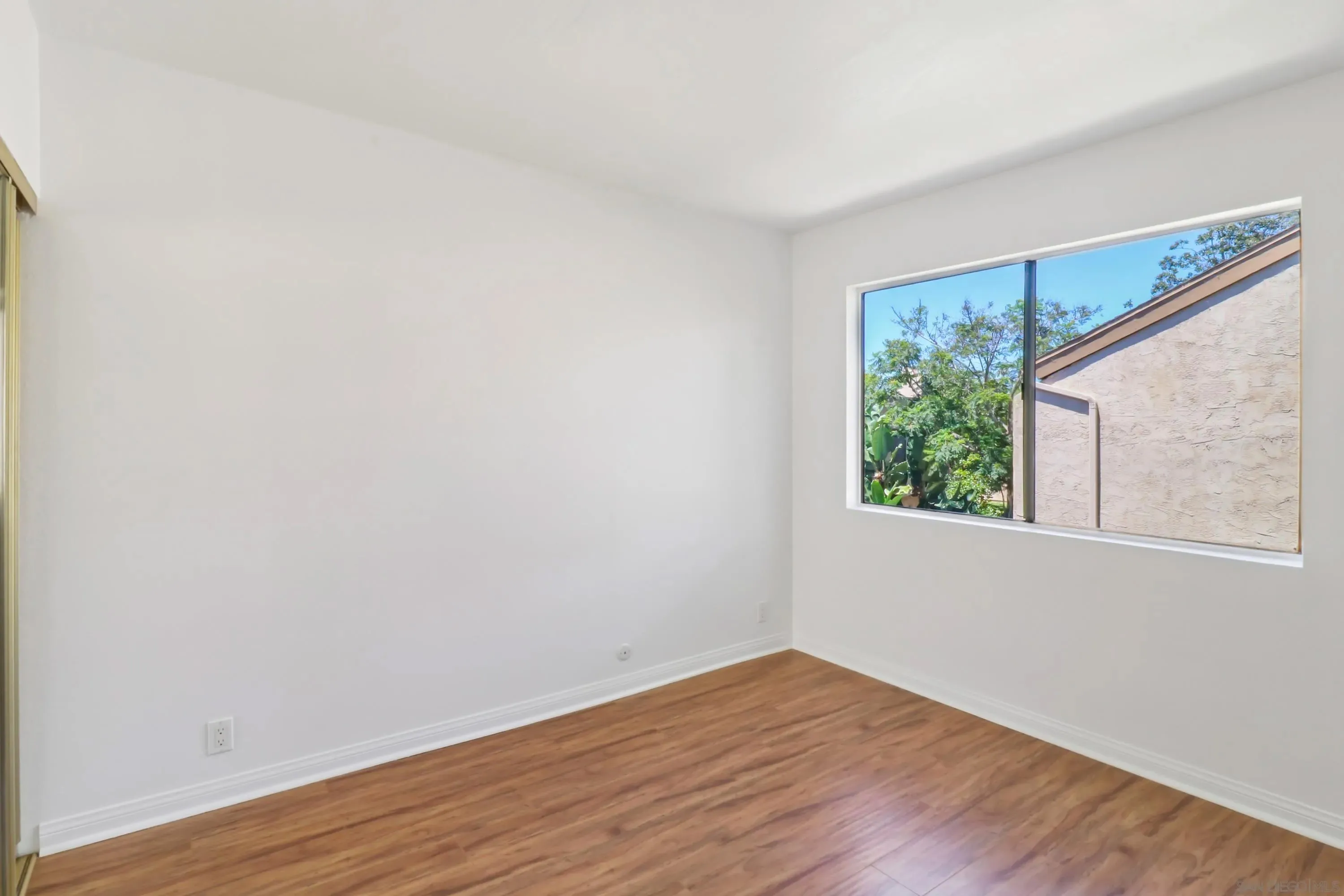 La Jolla, California 92037, United States, 2 Bedrooms Bedrooms, ,3 BathroomsBathrooms,Residential,Active,182956