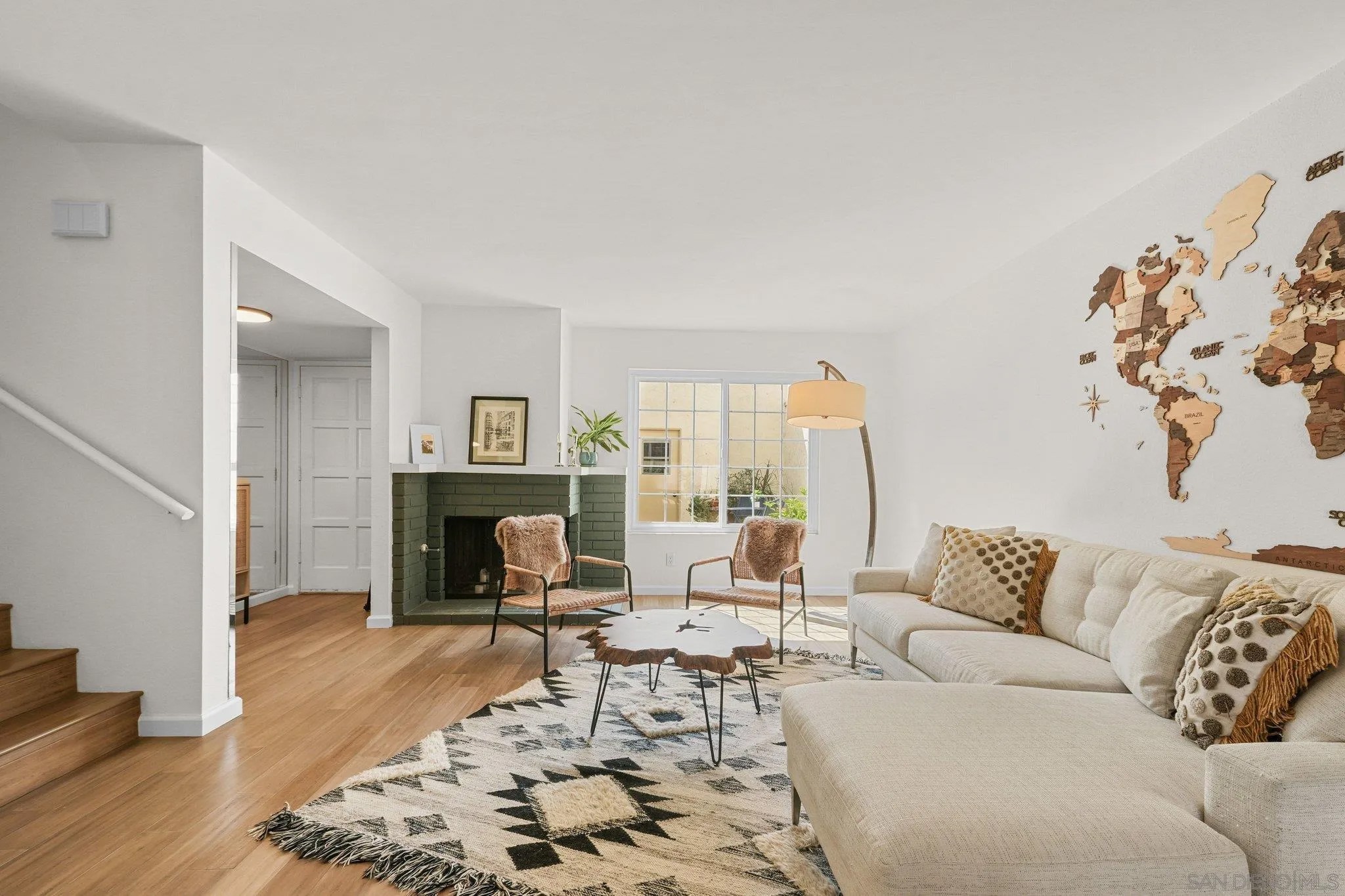 5430 Linda Vista 30