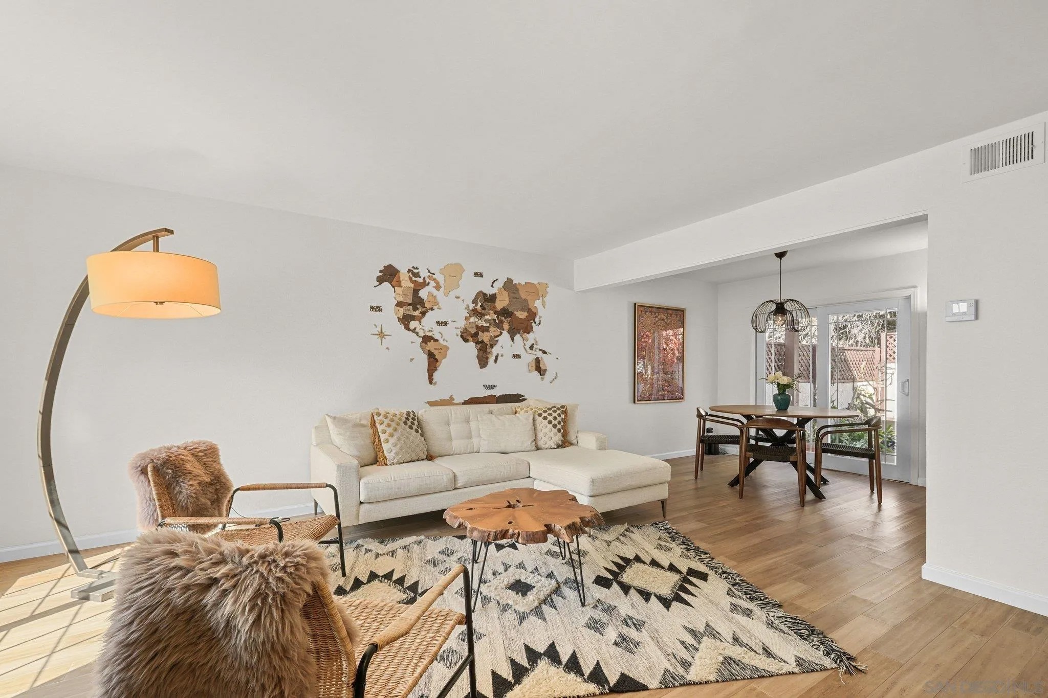5430 Linda Vista 30