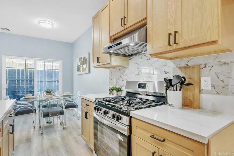 467 Calle Elagante
